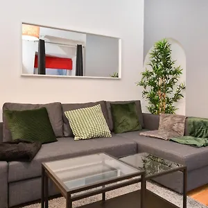 Plumstead Luxury Apartment